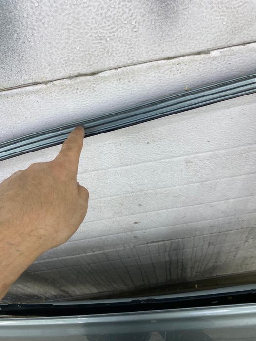 Дверь б/у оригинал