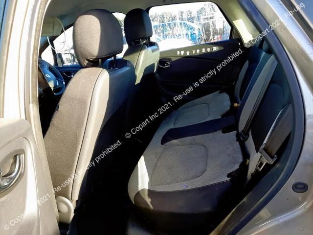 Dezmembrez Renault Captur 1 [2013 - 2017] Crossover 0.9 TCe MT (90 hp)