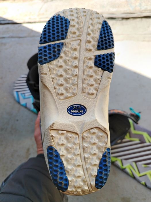 Детский сноуборд.