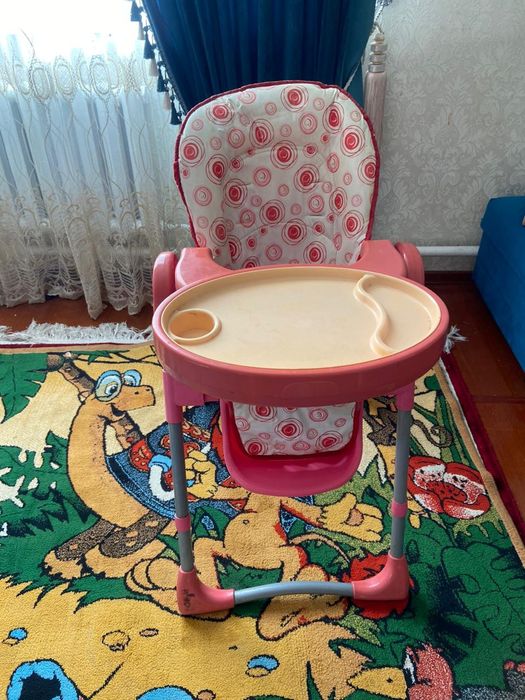 Детский столик для кормления