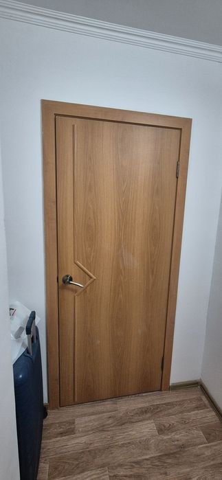 Продам двери в хорошем состоянии.