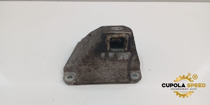 Suport motor 2.0 D 6795958 BMW Seria 5 F10 [facelift] [2013 - 2017]