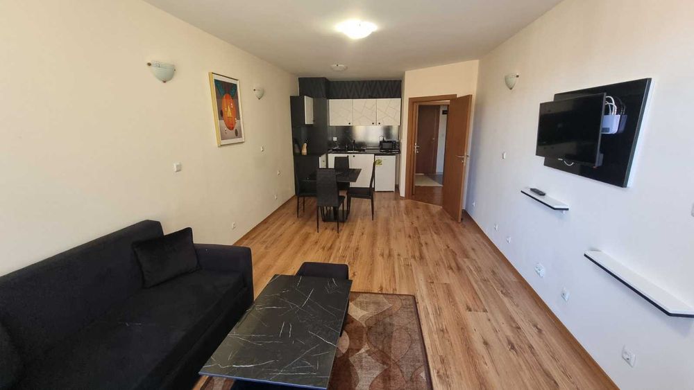 Продава се Двустаен апартамент в к.к. Пампорово - 70 кв.м за 800 €/кв.м - Снимка #2