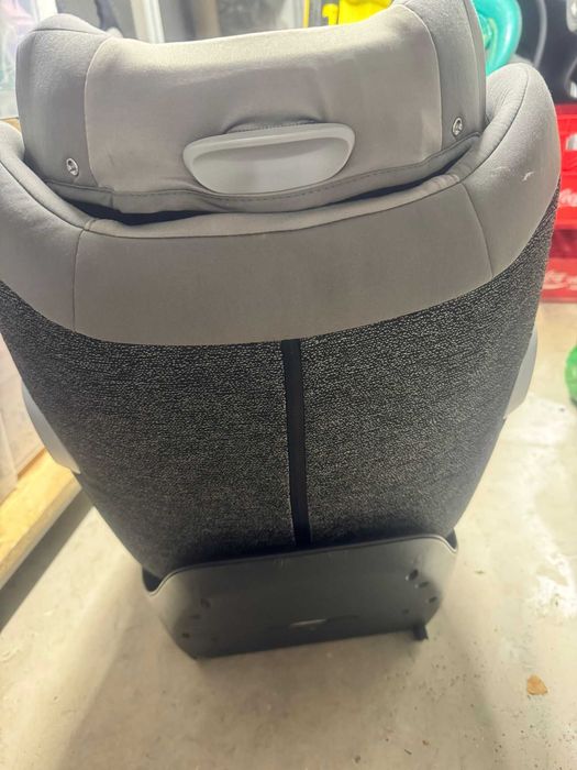 Scaun auto Cybex Sirona Z2 i-Size cu baza Isofix Base Z2 rotativ 360 grade