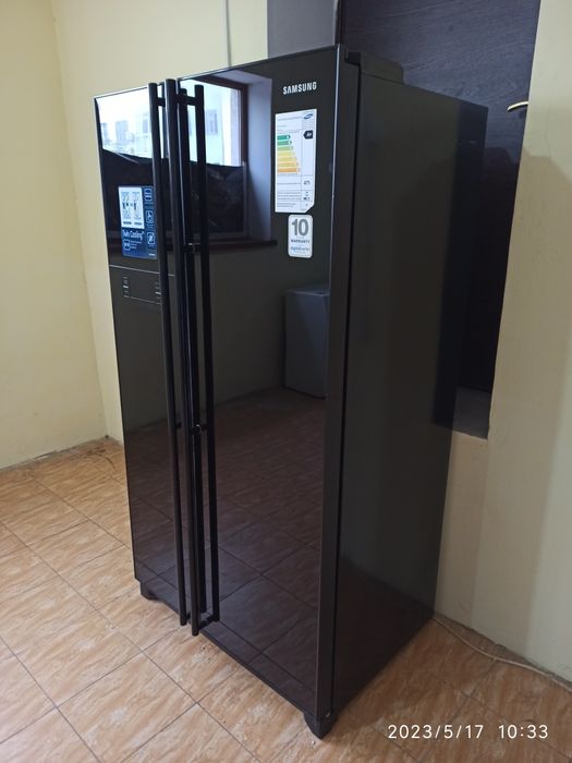 Samsung Воздушное охлаждение NoFrost система TwinCool модель Side/Sid