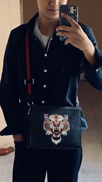 Барсетка kenzo.
