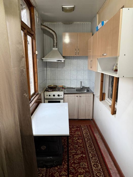 Квартира бор Юнусобод 11 да. Метро бор.