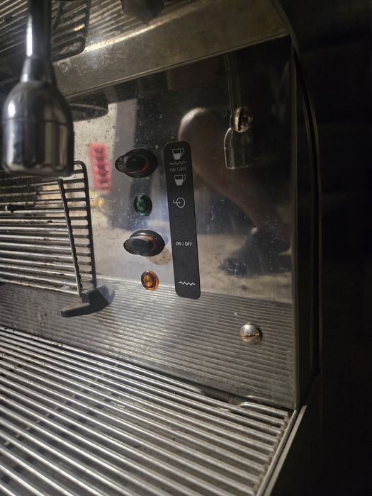 Masina cafea.             . Vând/schimb