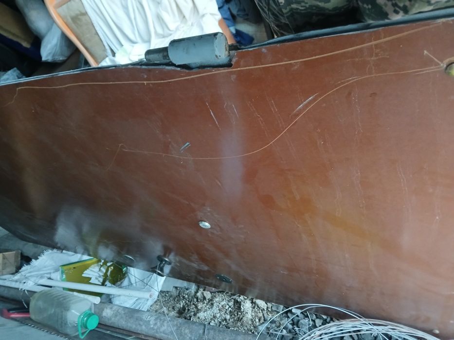 Продам железную дверь