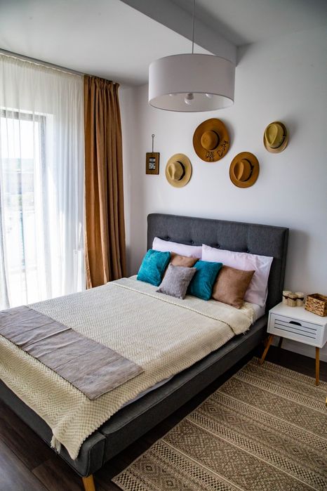 PF Închiriez apartament 3 camere Marasti