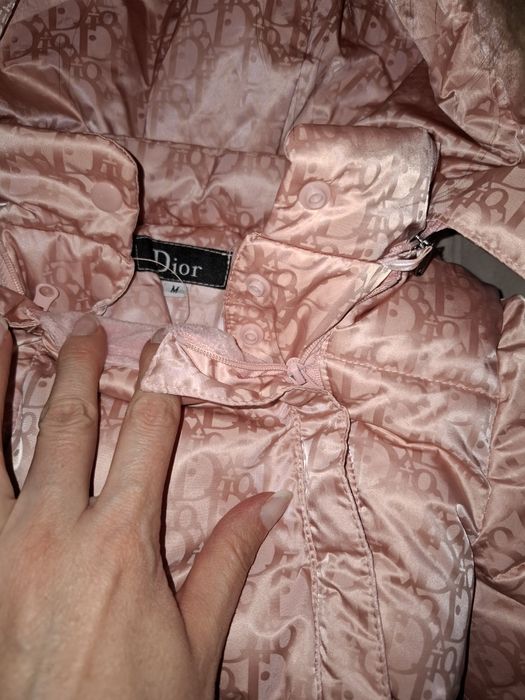 Продам зимний комбинезон на девочку