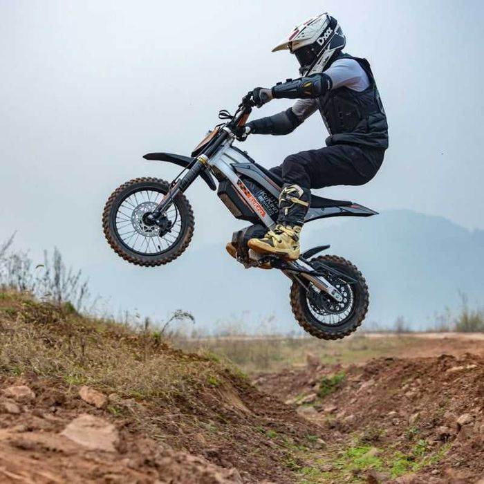 KuKirin X1 Електрически Мотор 2000W – 50 km/h, 48V 20.8Ah Off-Road