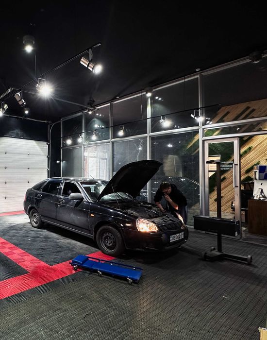 Регулировка фар,чистка,установка и замена линз!