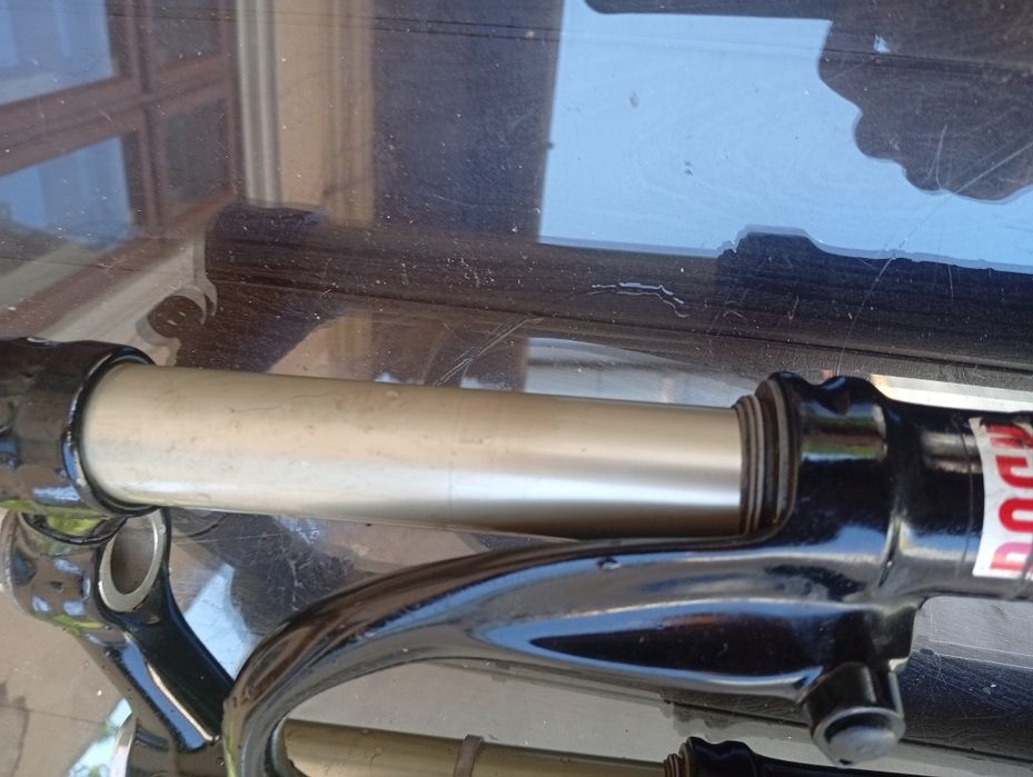 Furca rockshox sid trebuie servisata