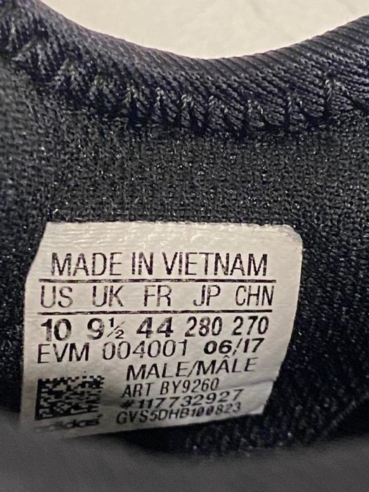 Продам кроссовки Adidas