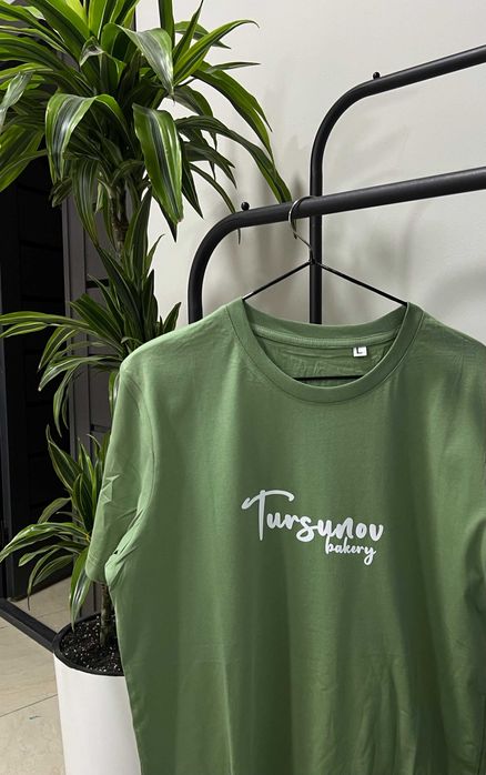 Футболка, свитшот, кепка, худи, жилетка, плед, шоппер!