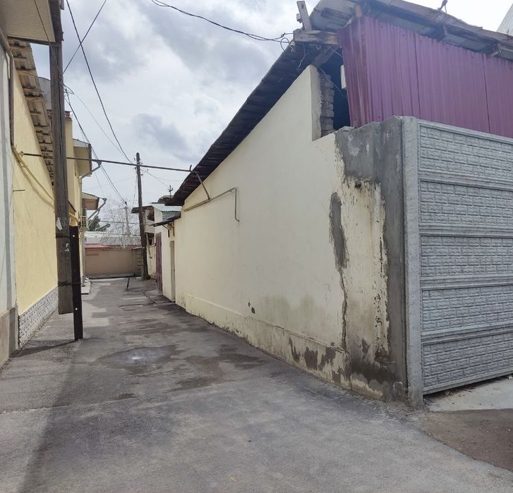 Uy sotiladi shayxontohur