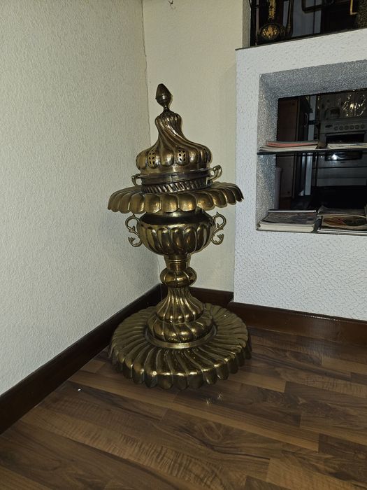 Продам антикварный мангал.