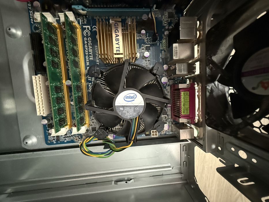 Процессор Intel Core 2 Duo E8400 + материнская плата Gigabyte