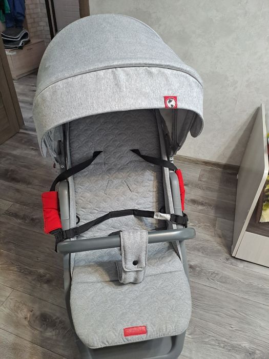 Продам детскую коляску