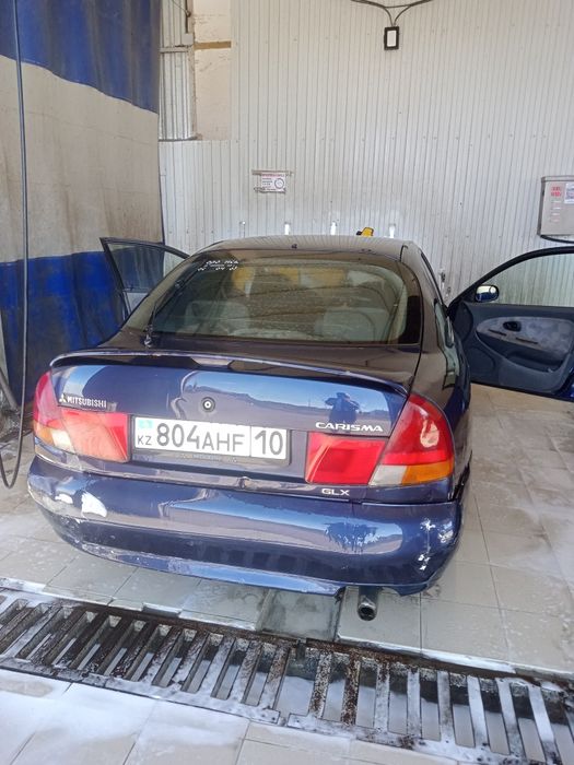 Продам Мицубиси харизма