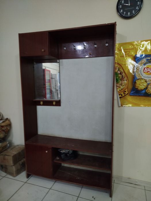 Трюмо сатылады прихожка