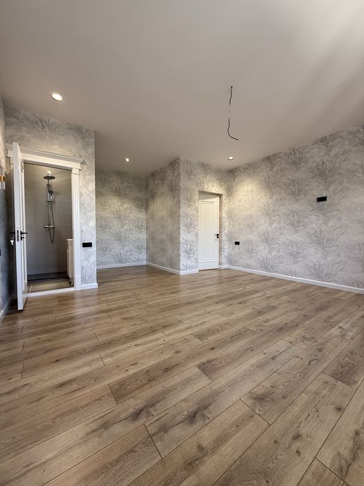 Eshonguzar Evro uy sotiladi