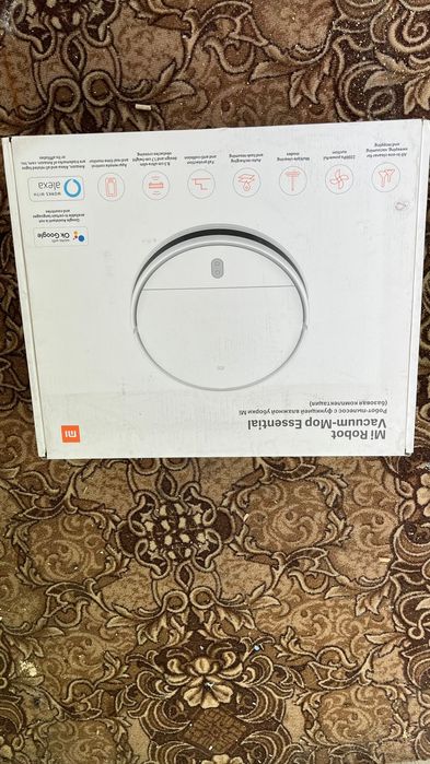 Продам робот-пылесос Xiaomi Mi Essential MJSTG1