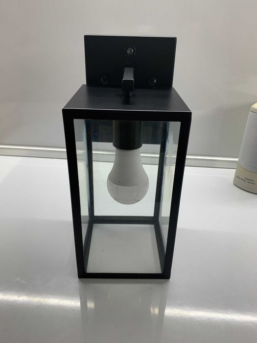 Лампа с вграден сензор за ден-нощ