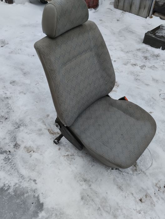 Сидение на гольф 3 правое.