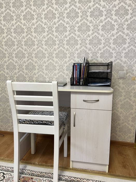 Продом компьютерный стол!!!