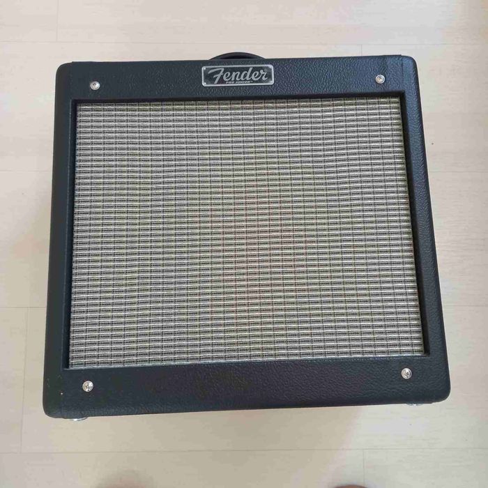 Кубе за китара Fender Pro Junior iv