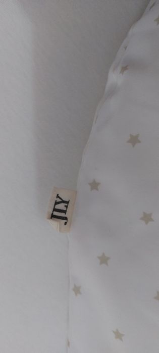 Възглавница за кърмене