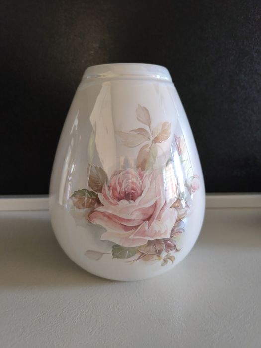 Красива ,голяма френска ваза с перлен блясък