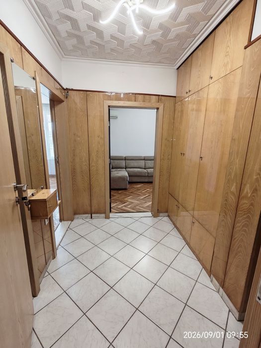 Дава се под наем Тристаен апартамент в Варна, Зимно кино Тракия - 220 кв.м за 900 € - Снимка #21