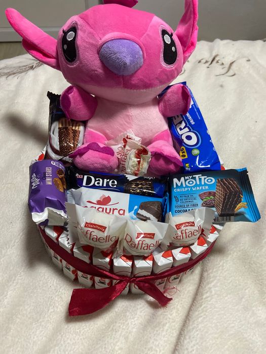 Cadouri pentru v-day,1 martie, 8 martie