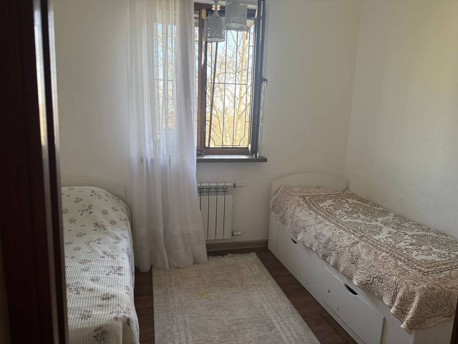 ЦУМ Ц-7 3/8/9.77м2 Срочно Продам квартиру Срочно