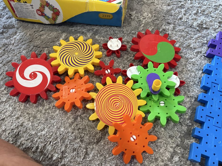 Комплект за игра Quercetti Kaleido Gears, Зъбни колела