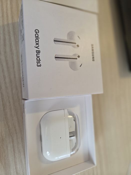 Наушники Galaxy Buds 3