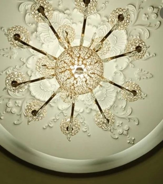 Розетка на потолок лепнина гипс