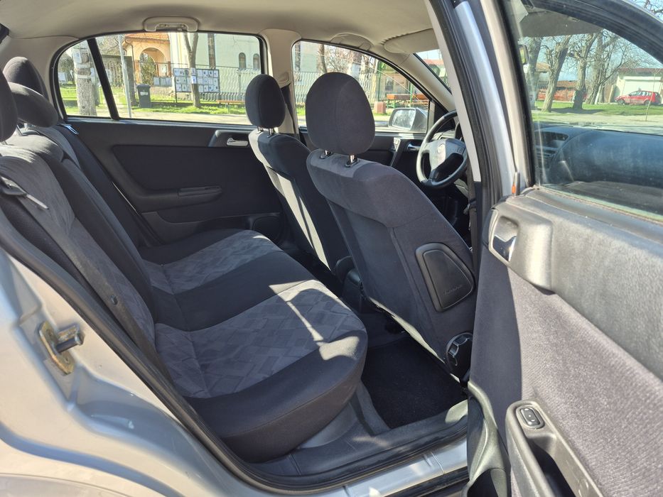 Опел Астра 1.6 Моно 75 Коня