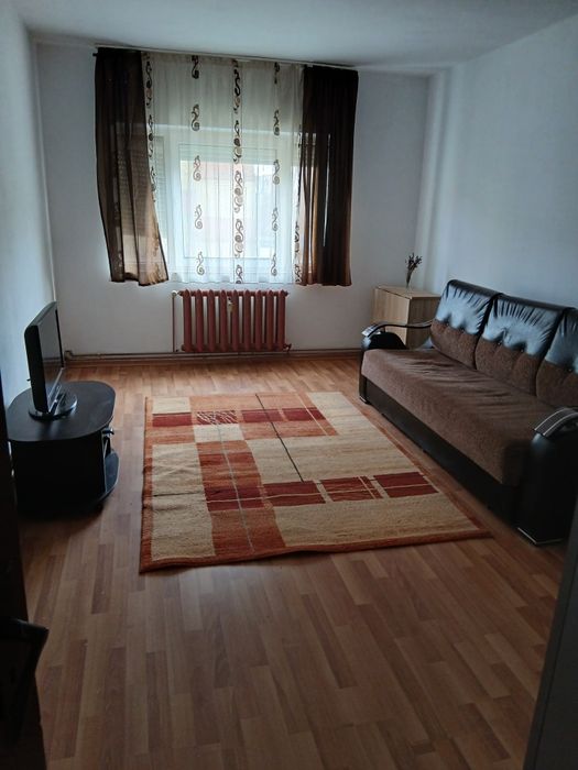 Vand apartament 2 camere