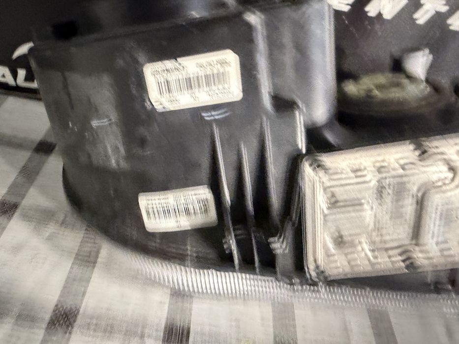 Far stanga + droser Crysler 300c 2004-2011