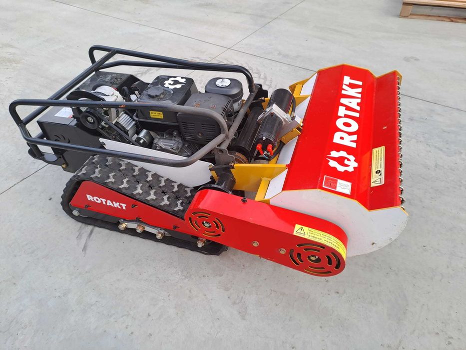 Tocator de vegetatie cu telecomanda si senile 15cp 80cm latime