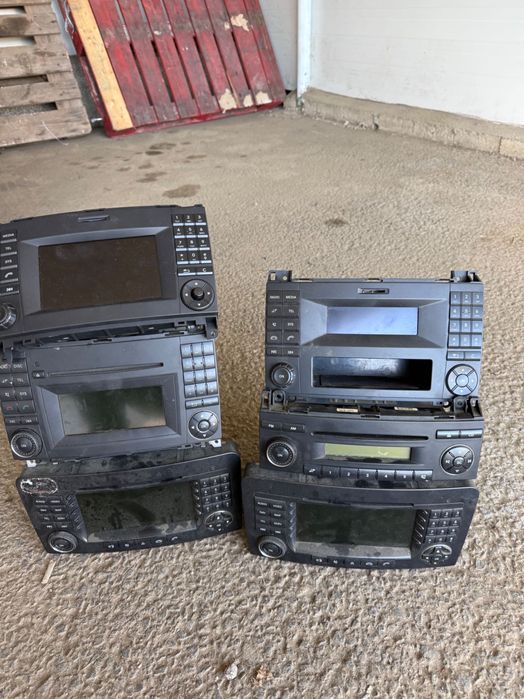 Мултимедии за Mercedes