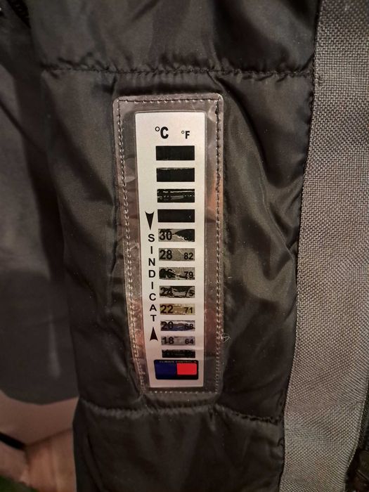 Geacă gri bărbați