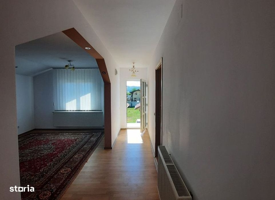 Casa 5 camere Savinesti , 170 metri Cod:163279