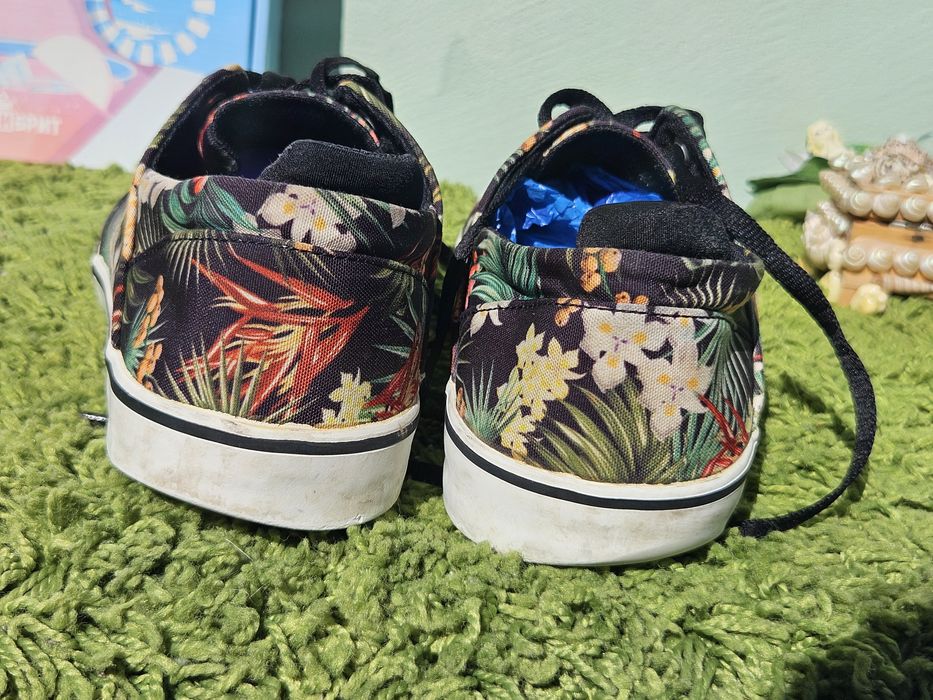 Bershka мъжки кецове N42