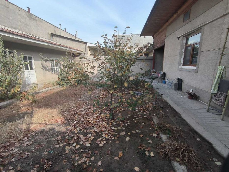 Sotiladi hovli 4 sotix Alieva, Xusnobod, Kadisheva, Olmos metro bekati