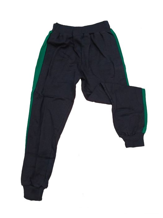 Спортивный костюм для мальчика.